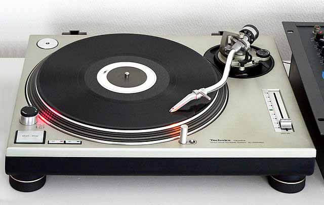 Il Technics 1200MK2, storico modello degli anni '70